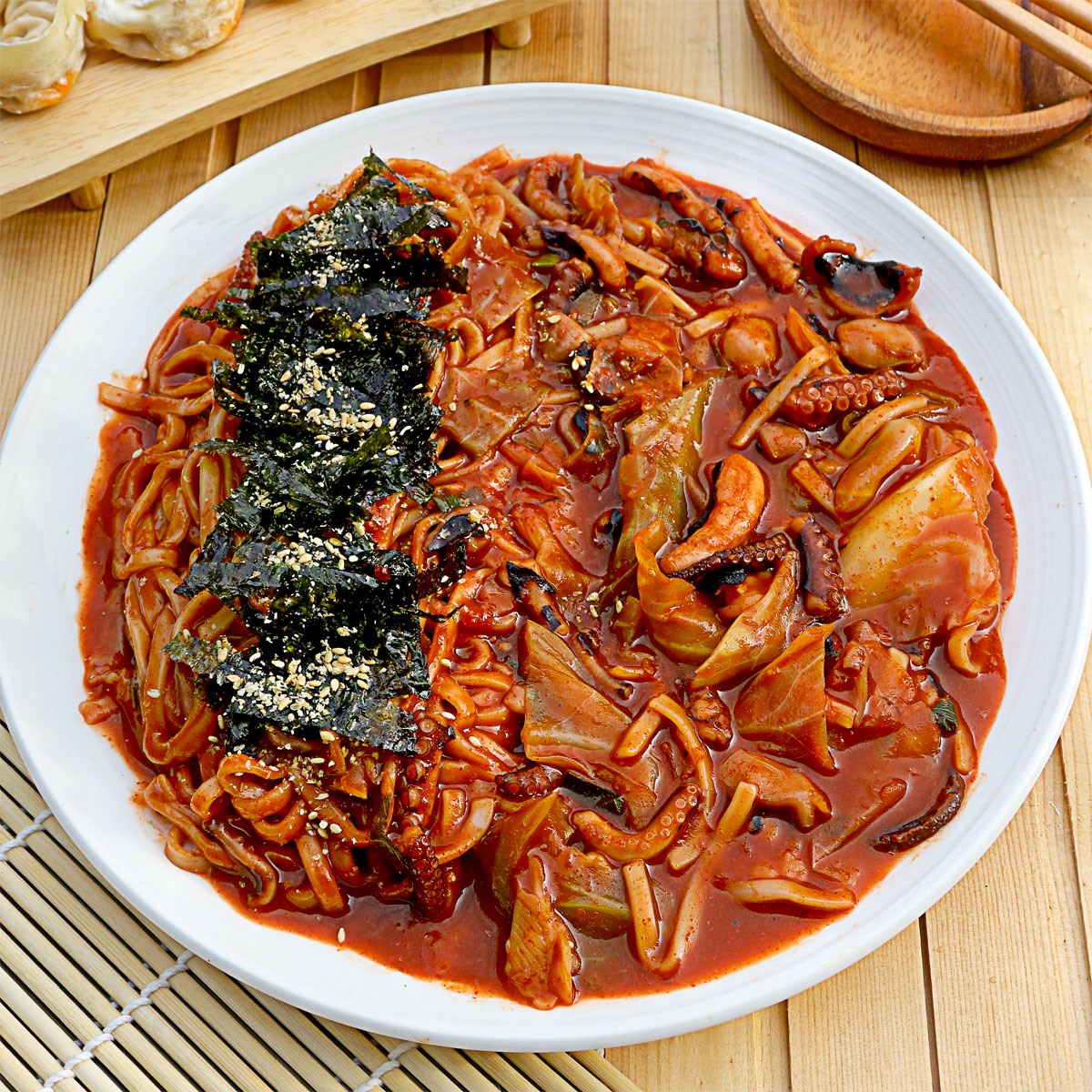 낙지 비빔칼국수